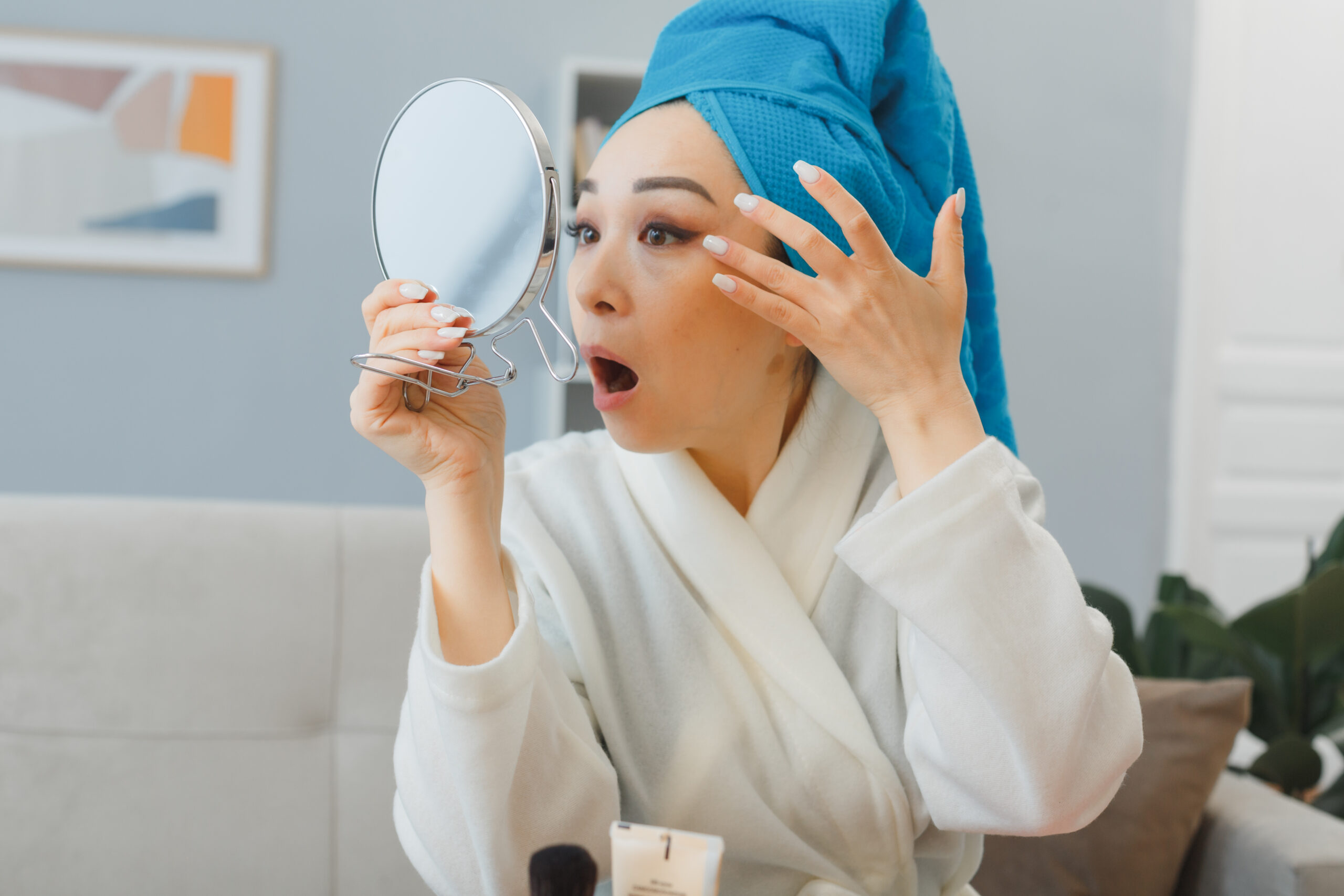Cleaning Eyes the Right Way – Southern Care Tips